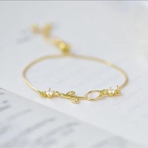 18k Gold Plated Tulip Flower Moostone Gemstone Adjustable Bracelet